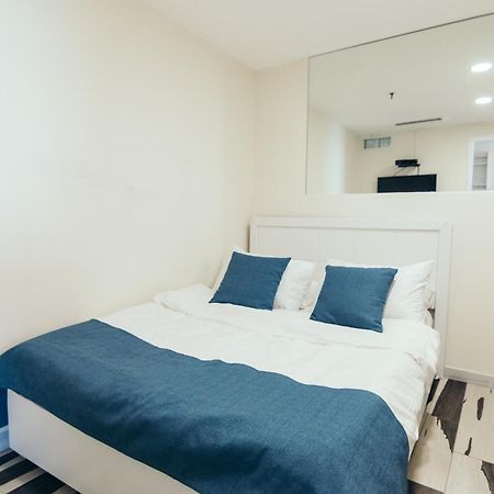 Almog Beach Apartments מגדלי חוף הכרמל חיפה 외부 사진