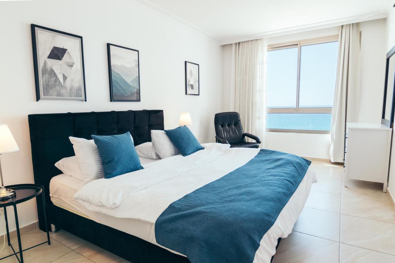 Almog Beach Apartments מגדלי חוף הכרמל חיפה 외부 사진