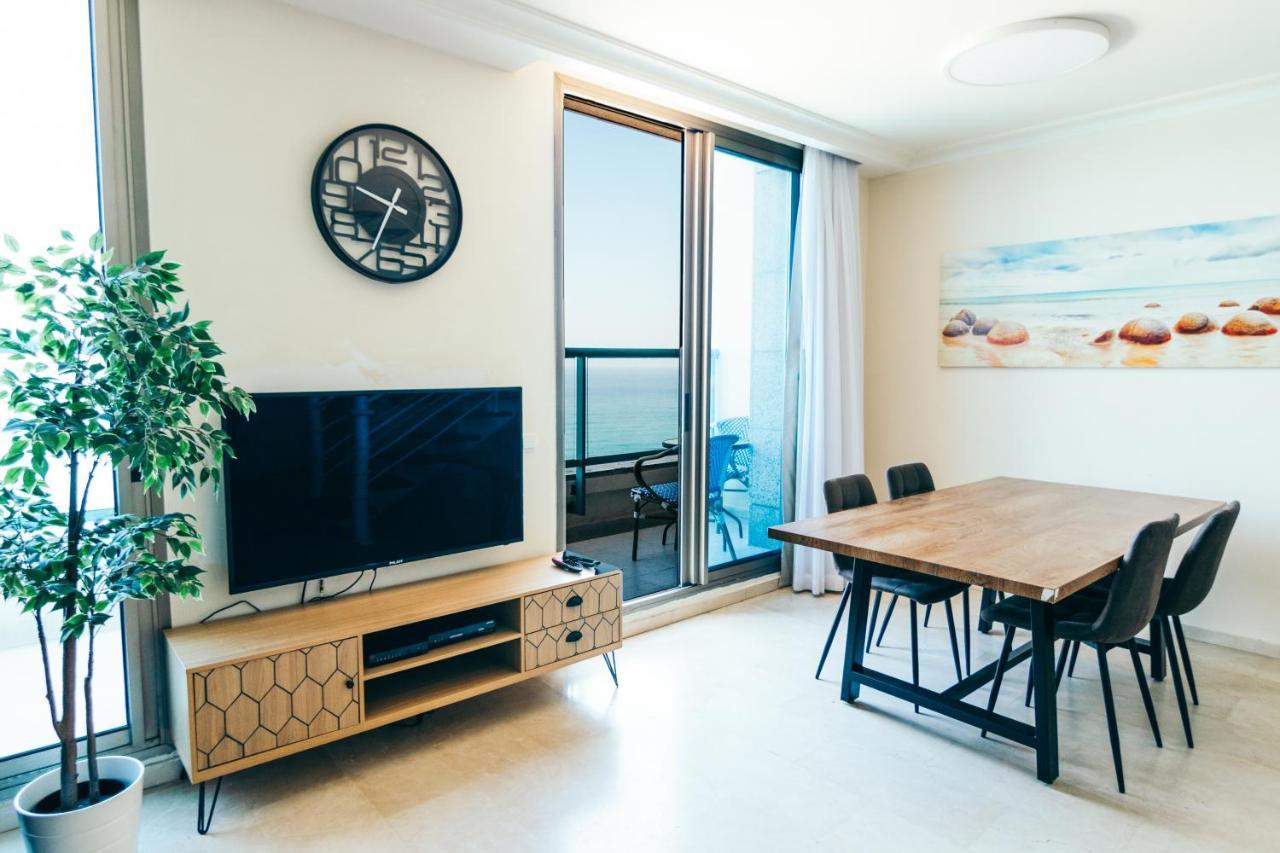 Almog Beach Apartments מגדלי חוף הכרמל חיפה 외부 사진