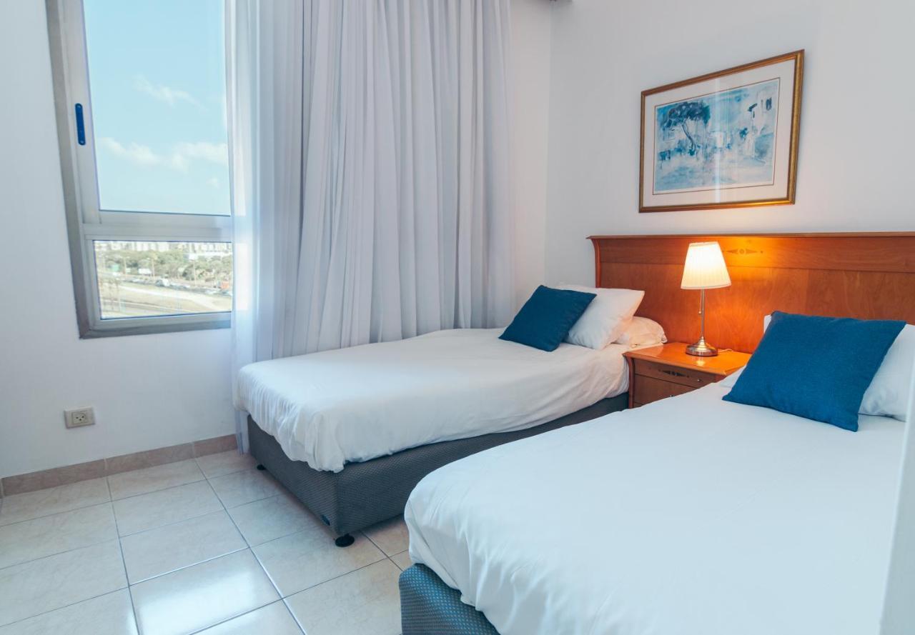Almog Beach Apartments מגדלי חוף הכרמל חיפה 외부 사진
