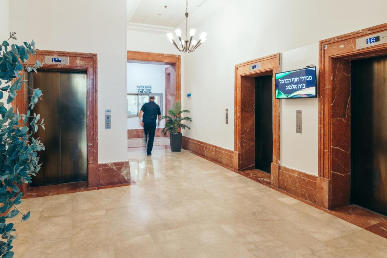 Almog Beach Apartments מגדלי חוף הכרמל חיפה 외부 사진