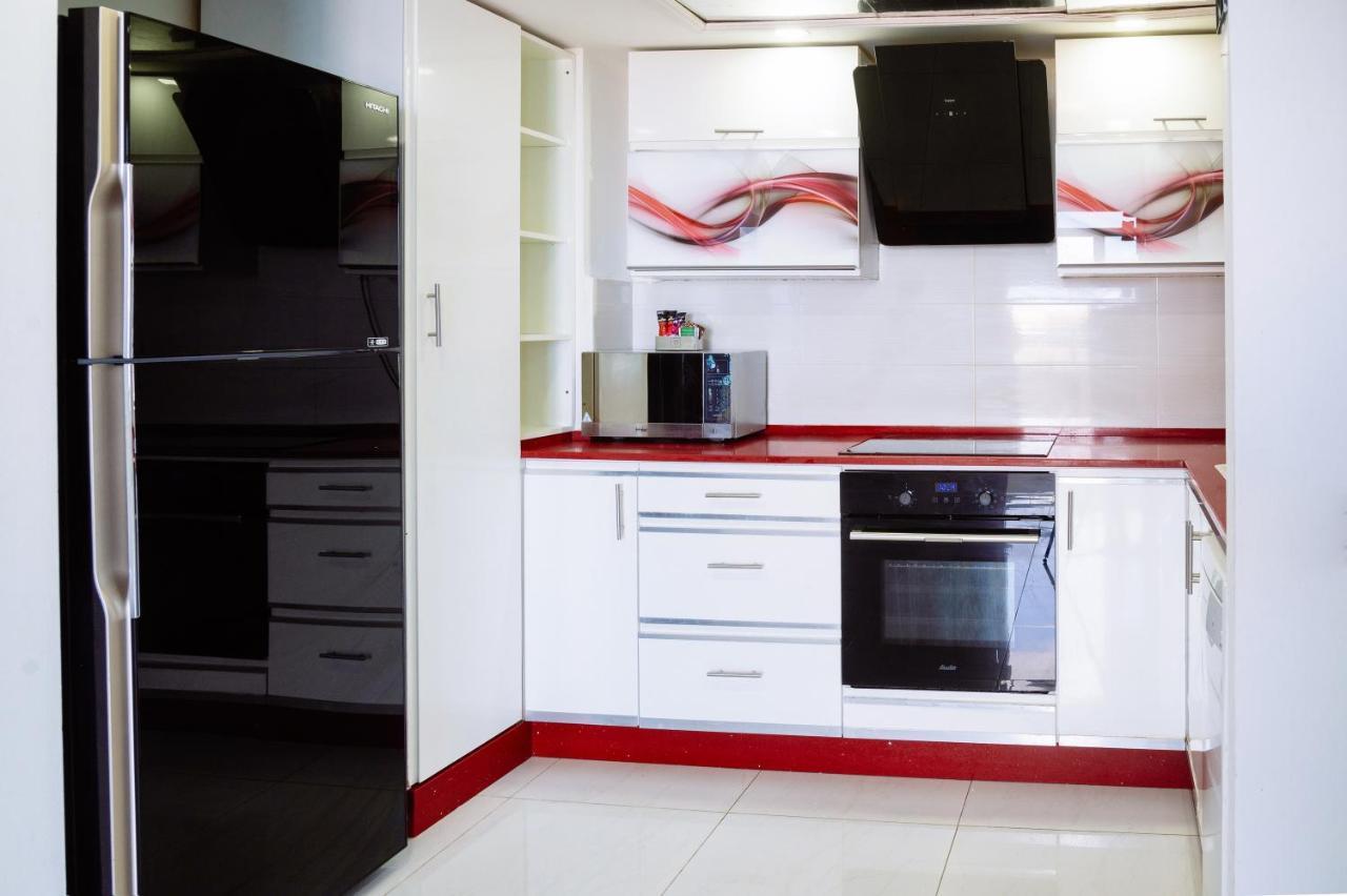 Almog Beach Apartments מגדלי חוף הכרמל חיפה 외부 사진