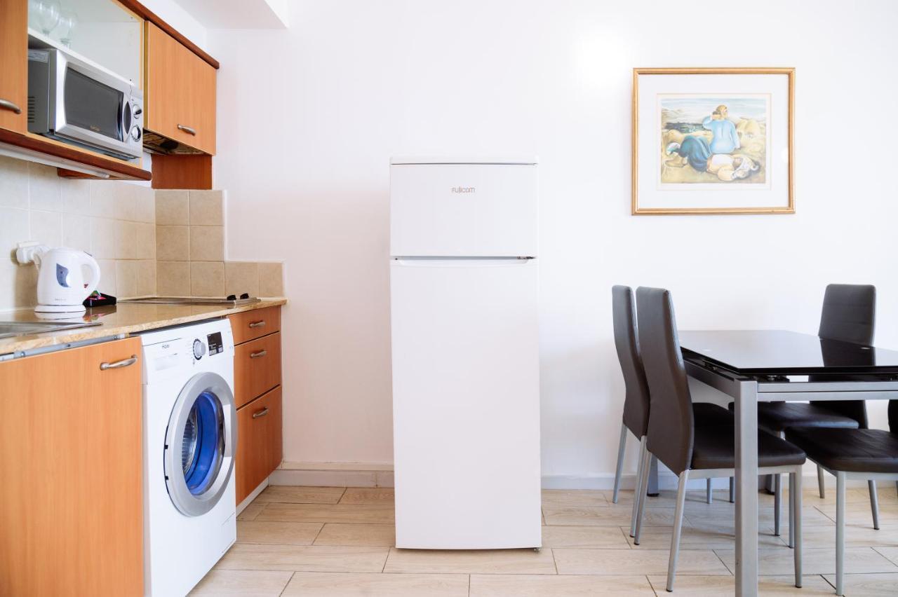 Almog Beach Apartments מגדלי חוף הכרמל חיפה 외부 사진