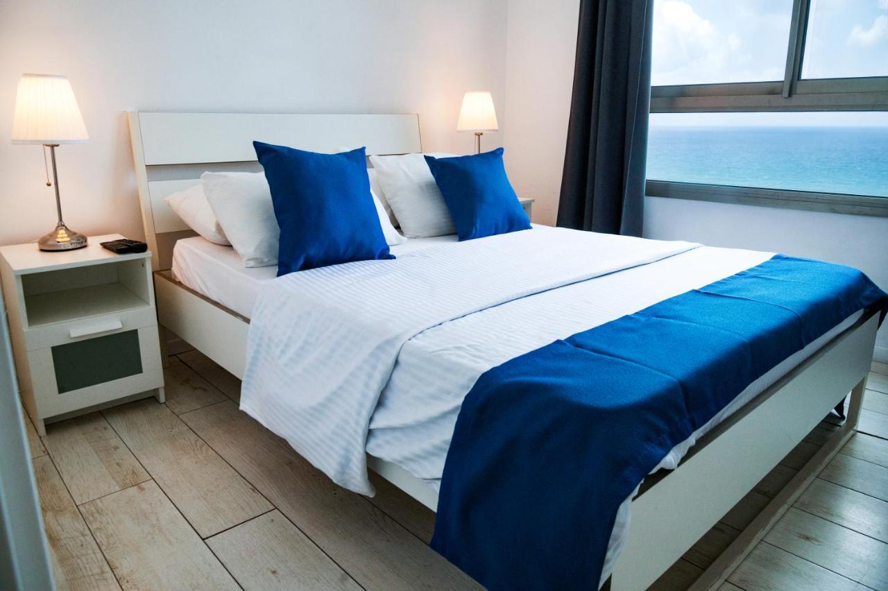 Almog Beach Apartments מגדלי חוף הכרמל חיפה 외부 사진