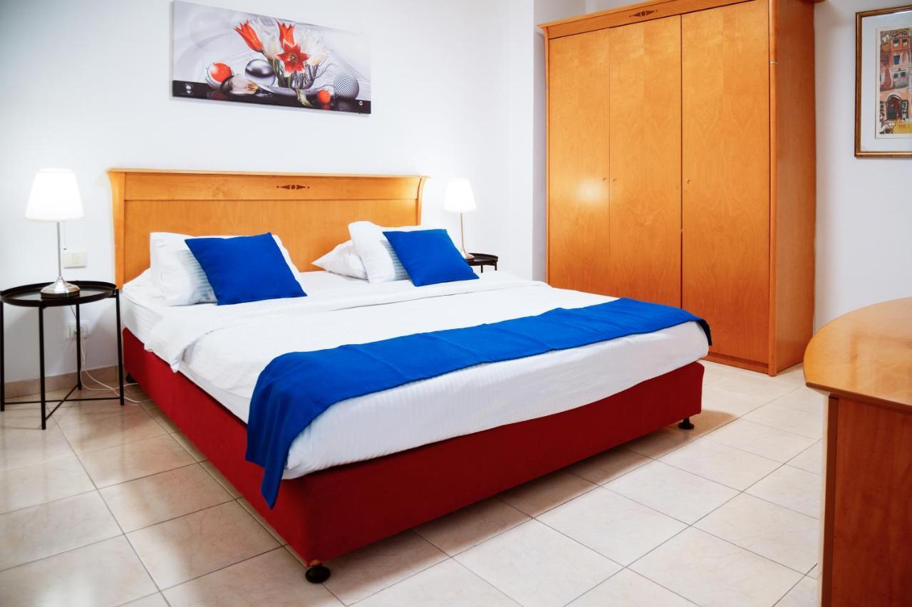Almog Beach Apartments מגדלי חוף הכרמל חיפה 외부 사진