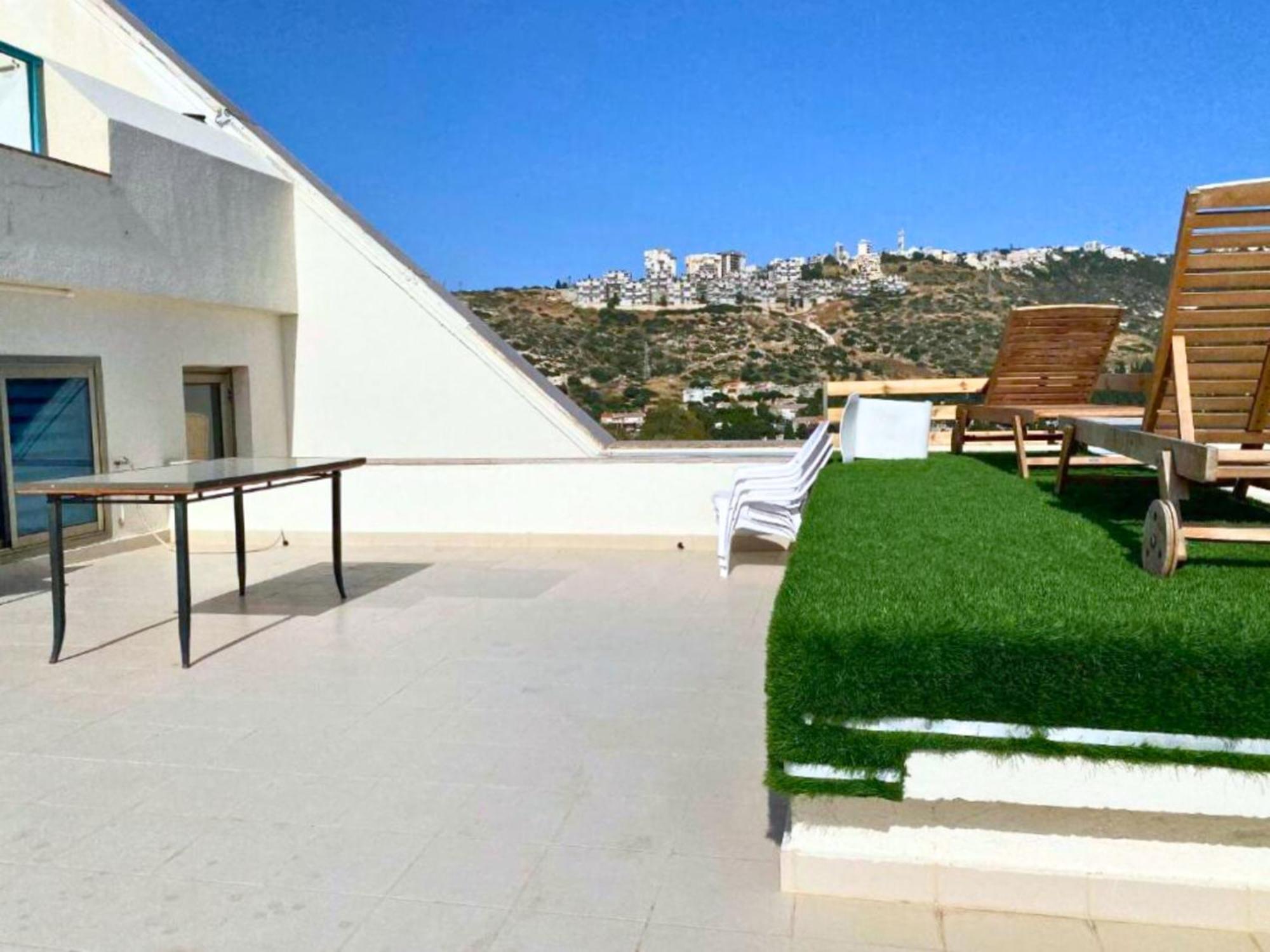 Almog Beach Apartments מגדלי חוף הכרמל חיפה 외부 사진