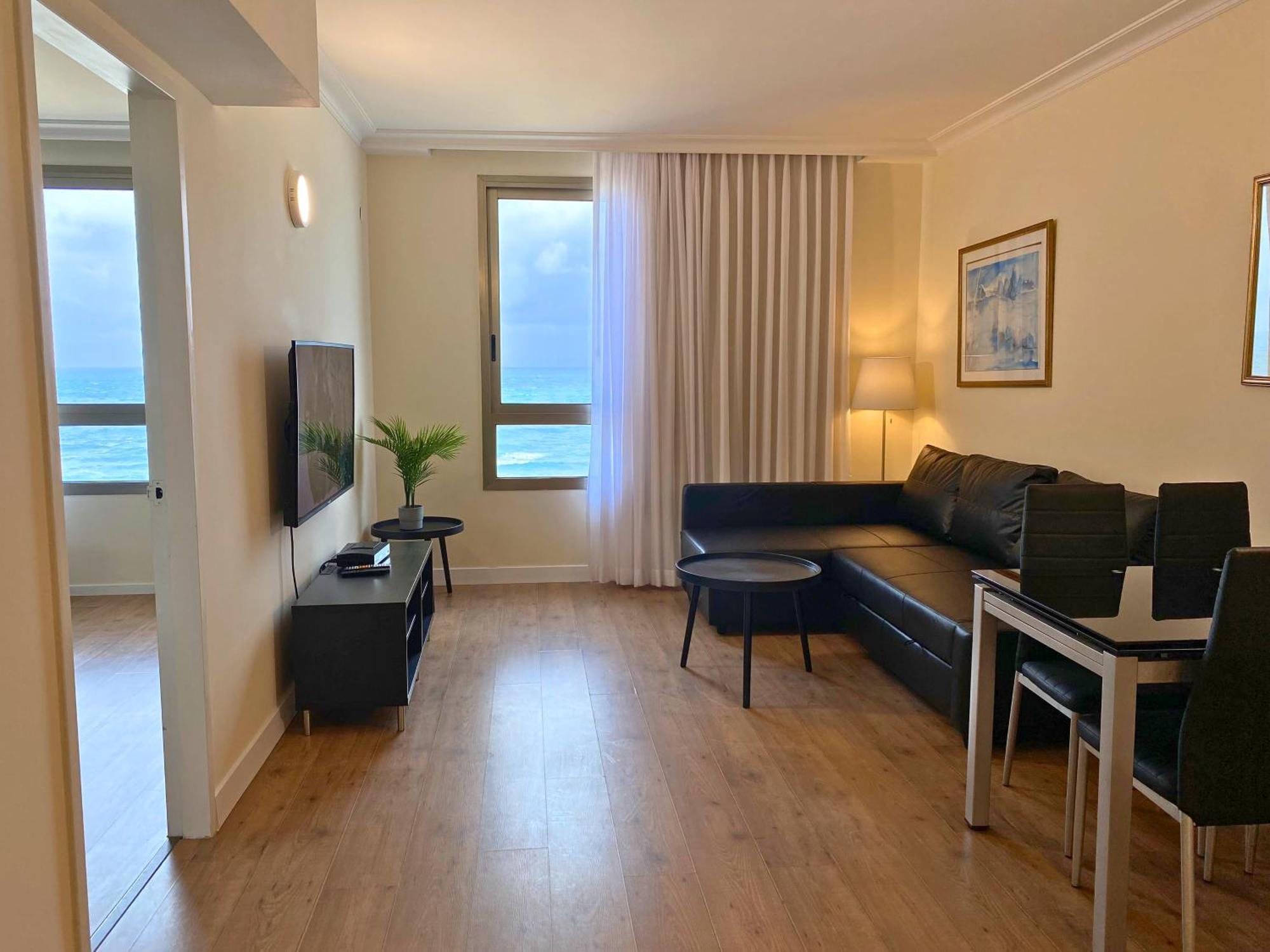 Almog Beach Apartments מגדלי חוף הכרמל חיפה 외부 사진